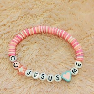 💕🌴Beautiful Bracelets 🌴💕